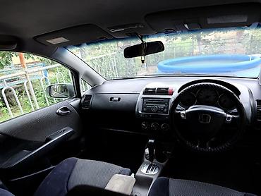 Транспорт: Honda Fit: 2003 г., 1.5 л, Хэтчбэк — 5