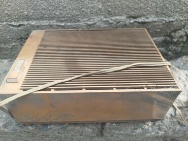 Другая аудиотехника: Радиоприемник и один стабилизатор напряжения. Всё советское! at lalafo.kg — 10 Другая аудиотехника: Радиоприемник и один стабилизатор напряжения. Всё советское! — 10