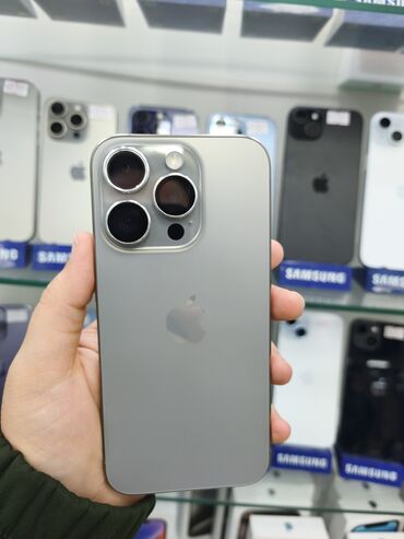 Apple iPhone: IPhone 15 Pro, Face ID — 1