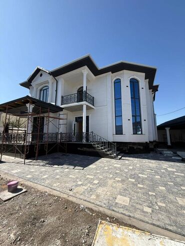 Продажа домов: Дом, 280 м², 4 комнаты, Агентство недвижимости, Дизайнерский ремонт