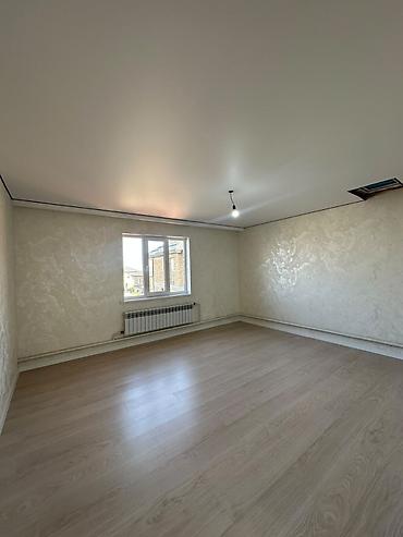 Продажа коттеджей и домов: 5 комнат, 200 м², 4 соток, Бишкек, Рухий Мурас ж/м Агентство недвижимости — 9