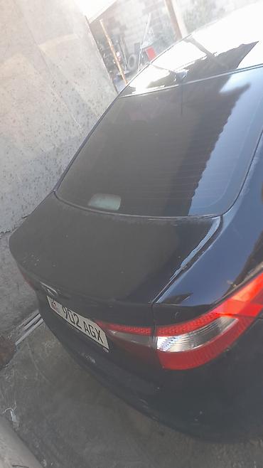 r 1860: Kia Rio: 2015 г., 1.6 л, Бензин, Седан — 2