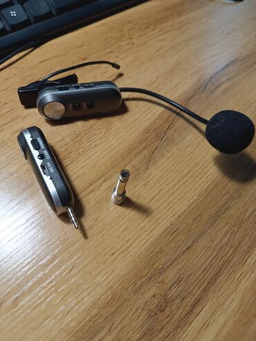 проводной микрофон для караоке: Проодаю микрофон заряд держит 1,5-2 часа