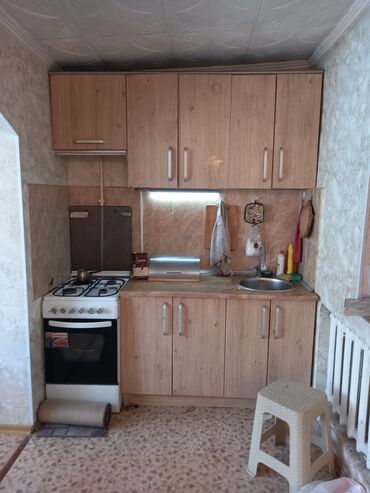 вытышка для кухни: Нижний шкаф с мойкой 130см, верхний 180см.Кухонный гарнитур "под