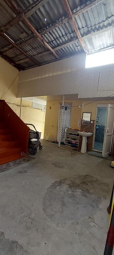 hovsanda ucuz ev satilir: Satılır – 2 mərtəbəli həyət evi Aftozavot yolu istiqamətində, Max — 4