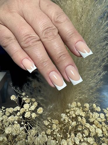 Маникюр: Наращивание ногтей, Маникюр, С выездом на дом — 16