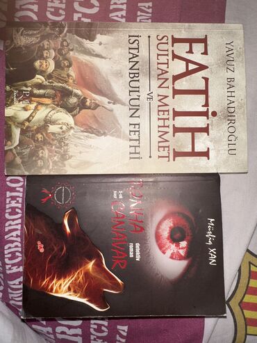 CD, DVD disklər və kassetlər: Tarixi şexsiyyet olan Fatih Sultan Mehmete aid kitab ve Müşfiq Xanın