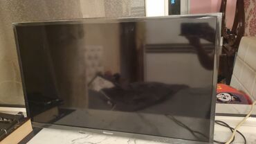 hisense l830: Televizor Hisense 82"