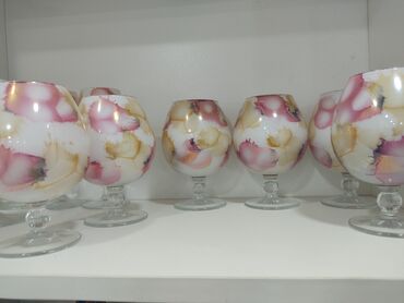 Qədəhlər: Qədəhlər — 4