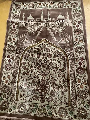 dini xalca: Xalça Namaz üçün, Kredit yoxdur — 1