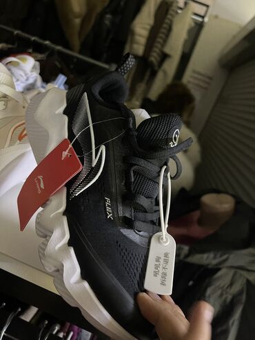 Women's Sneakers and athletic shoes: Кроссовки lining оригиналы 36размера (2 модели) 3500 каждая 1) — 8