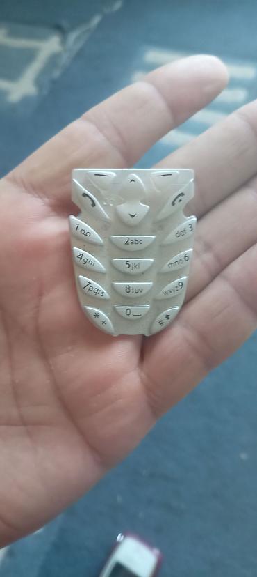 aparat za galete 3 u 1: Nokia 8310 Kompletna Maska sa Dugmicima.Nova/Nekoriscena.Boja Maske se — 2