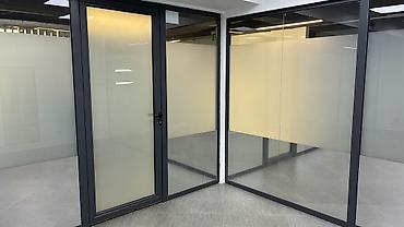 Сдаю The entire office: 23 м², В бизнес центре, С ремонтом, 1 линия, С отдельным входом at lalafo.kg Сдаю The entire office: 23 м², В бизнес центре, С ремонтом, 1 линия, С отдельным входом