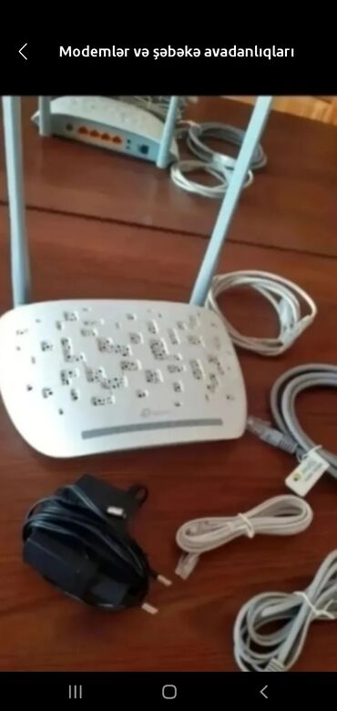 Kompüter və noutbuk aksesuarları: Modemlər və şəbəkə avadanlıqları