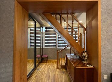 Uzunmüddətli kirayə mənzillər: Xətai rayonu,Xətai metrosu,Megafunun yanı,4 mərtəbəli binanın, 3-4-cü — 9