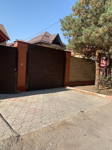 Продажа коттеджей и домов: Продаю особняк,в престижном районе !7 мкр .7 сот красная книгавсе at lalafo.kg — 6 Продажа коттеджей и домов: Продаю особняк,в престижном районе !7 мкр .7 сот красная книгавсе — 6