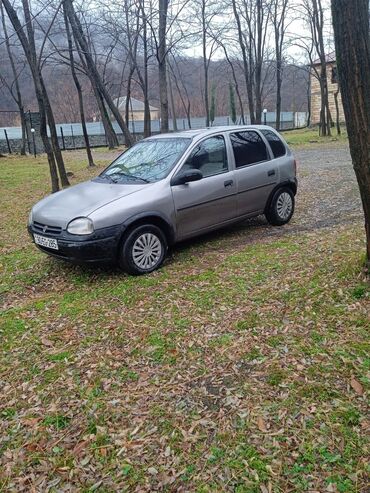 Opel: Opel Corsa: 1.4 l | 1995 il 290321 km Hetçbek