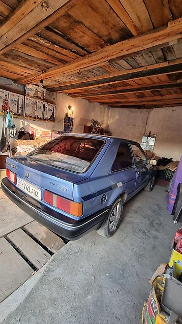 э 2: Ford Escort: 1986 г., 1.6 л, Механика, Бензин, Хэтчбэк — 9