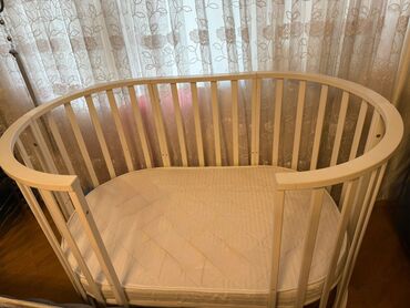 Gəzinti arabaları: Oğlan və qız üçün, Beşik