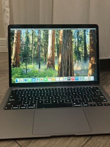 Apple MacBook: Apple MacBook, 13.3 ", Apple M1, 256 GB — 4