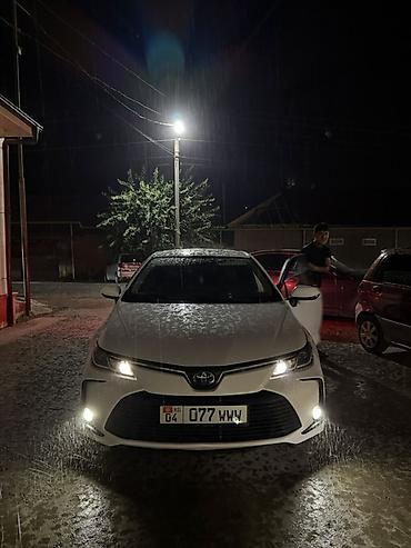 camry xv25: Toyota Corolla: 2019 г., 1.8 л, Автомат, Гибрид, Седан — 6