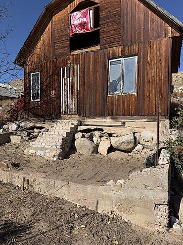 займ под залог участка: Деревянный дом с мансардой в угловом участке 10соток - Дом из дерева с — 10
