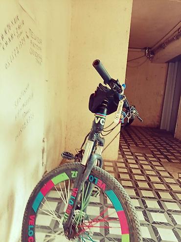 İdman velosipedləri: Velosiped – dağ/şosse hibrid tipli Endirimli velosiped Xüsusiyyətlər — 6