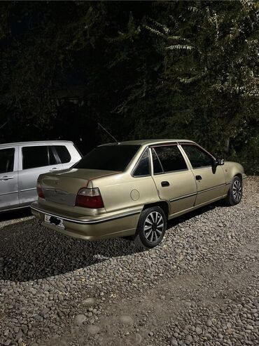 багажник матиза: Daewoo Nexia: 2006 г., 1.5 л, Механика, Бензин, Седан