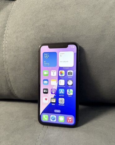 ипхоне 11: IPhone 11, Б/у, 128 ГБ, Black Titanium, Зарядное устройство, Защитное стекло, Чехол, 87 %