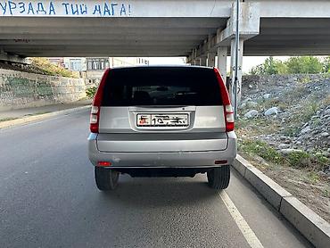 Продажа авто: Honda HR-V: 1999 г., 1.6 л, Механика, Бензин, Кроссовер — 3