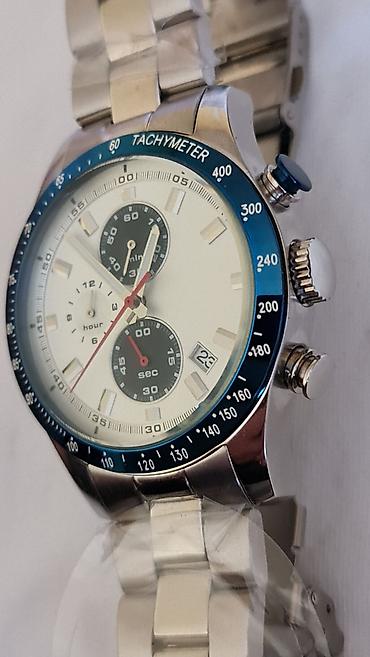 seiko sat: Muški analogni ručni sat sa hronograf stilom i metalnom narukvicom. - — 5
