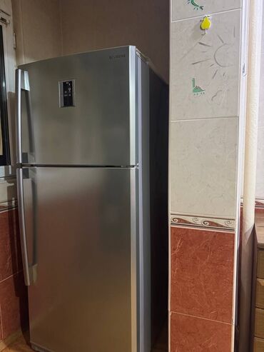 Uzunmüddətli kirayə mənzillər: Kiraye ev_azadliq metrosuna yaxin 9/4 mertebesinde 3 otaqli ev 600 -da lalafo.az — 8 Uzunmüddətli kirayə mənzillər: Kiraye ev_azadliq metrosuna yaxin 9/4 mertebesinde 3 otaqli ev 600 — 8