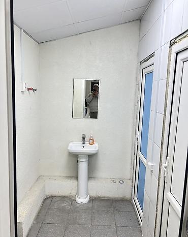 Аренда офисов: Сдается коммерческое помещение Адрес: Ахунбаева 79 / ул. Матросова 2 — 8