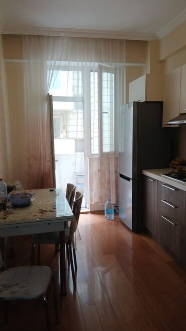 Uzunmüddətli kirayə mənzillər: Ev Xırdalanda Kristal Abşeron 1 də yerləşir Ev 2 otaq di ev super -da lalafo.az — 12 Uzunmüddətli kirayə mənzillər: Ev Xırdalanda Kristal Abşeron 1 də yerləşir Ev 2 otaq di ev super — 12