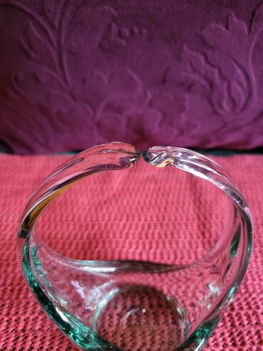 Staro posuđe i escajg: Korpa nova duvano staklo Albi glass Spanija 70te. Visina. 11cm na lalafo.rs — 6 Staro posuđe i escajg: Korpa nova duvano staklo Albi glass Spanija 70te. Visina. 11cm — 6