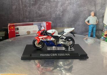 Avtomobil modelləri: Honda, 2004 il, 1:24, Dəmir, Ödənişli çatdırılma — 8