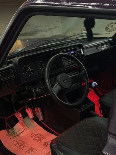 VAZ (LADA): VAZ (LADA) 2107: 1.6 l | 2000 il 32835 km Sedan — 4