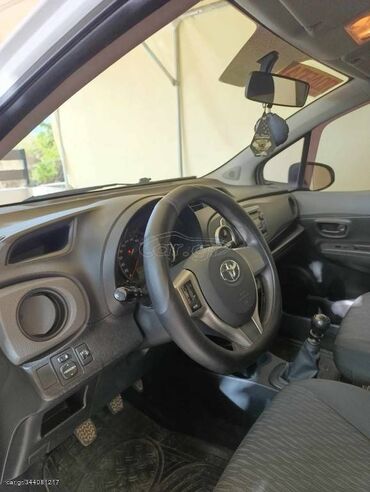 Toyota: Toyota Yaris: 1.3 l. | 2014 έ. Χάτσμπακ — 8