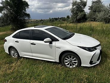 электромобиль машина цена: Toyota Corolla: 2022 г., 1.8 л, Вариатор, Гибрид, Седан — 3