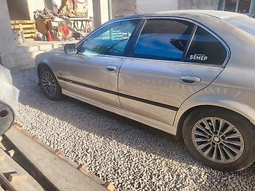 машина bwm: BMW 5 series: 1998 г., 2.5 л, Кол менен иштөөчү, Бензин, Седан — 1