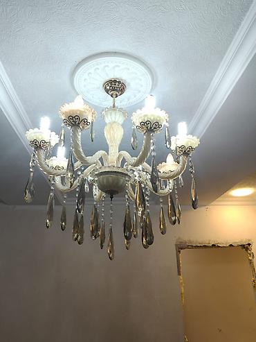 qelyan şuşesi: Çılçıraq, 8 lampa, Şüşə — 1