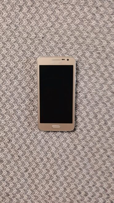 samsung a3 2017 2.el fiyat: Samsung Galaxy A3, 16 GB, rəng - Qızılı, İki sim kartlı