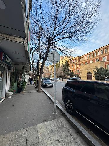Kommersiya daşınmaz əmlakı: Gənclik ərazisində, Ceyhun Hacıbəyli küçəsində, Hərbi Prokurorluqla — 9