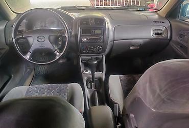 323 f: Mazda 323: 1998 г., Автомат, Бензин, Хэтчбэк — 3