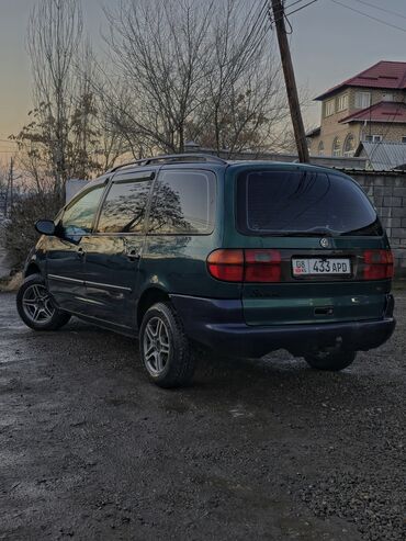 фара на сапог: Volkswagen Sharan: 1997 г., 2.8 л, Механика, Бензин, Минивэн