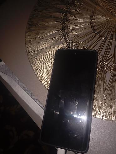oyun telefonları ucuz: Poco M8, 256 GB, rəng - Qara, Barmaq izi — 5