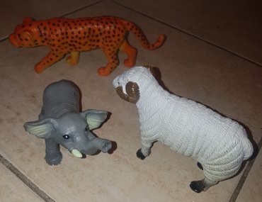 vaga za bebe: Tigar slon i ovan. zivotinje, bas kvalitetne i velike. cena za komad na lalafo.rs vaga za bebe: Tigar slon i ovan. zivotinje, bas kvalitetne i velike. cena za komad