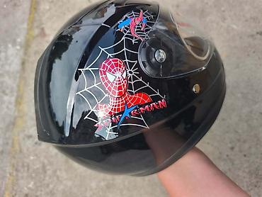 bar 388: Dečija Moto Kaciga Spider-Man – Sa Vizirom – Crna Unesite radost i — 2