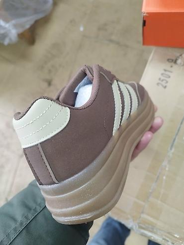 Women's Sneakers and athletic shoes: Adidas, 41, bоја - Šareno — 5