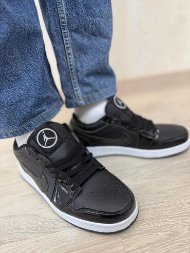 платформа обувь: Мужские кроссовки, 42, Air Jordan, Новый, Бесплатная доставка